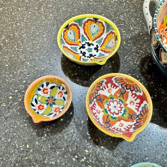 Anthropologie "CALVIA" 8" Handled Bowl and Nesting Bowls - Picture 3 of 9